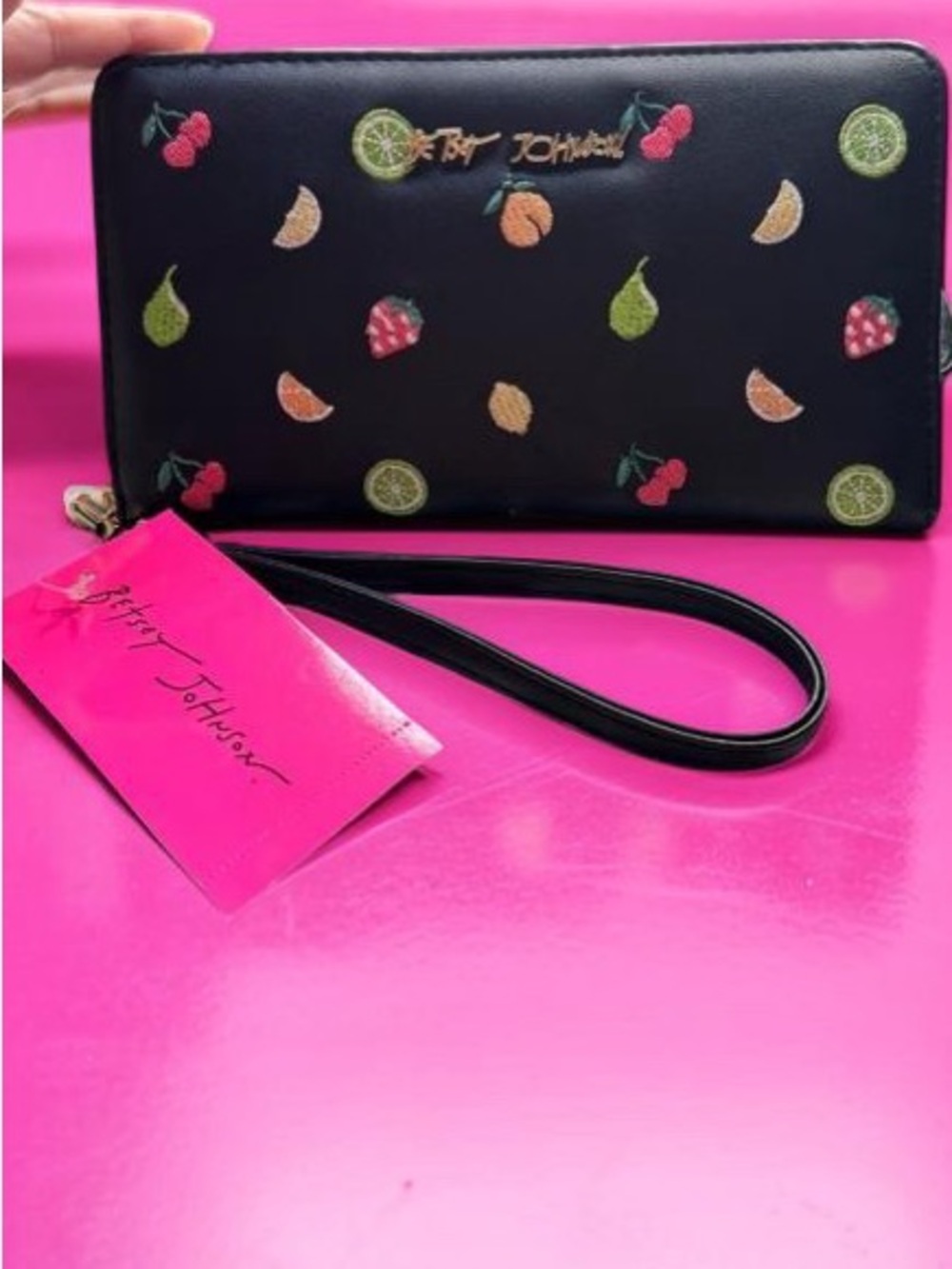 New Betsey Johnson fruit 🍉 print Wallet full size zip around